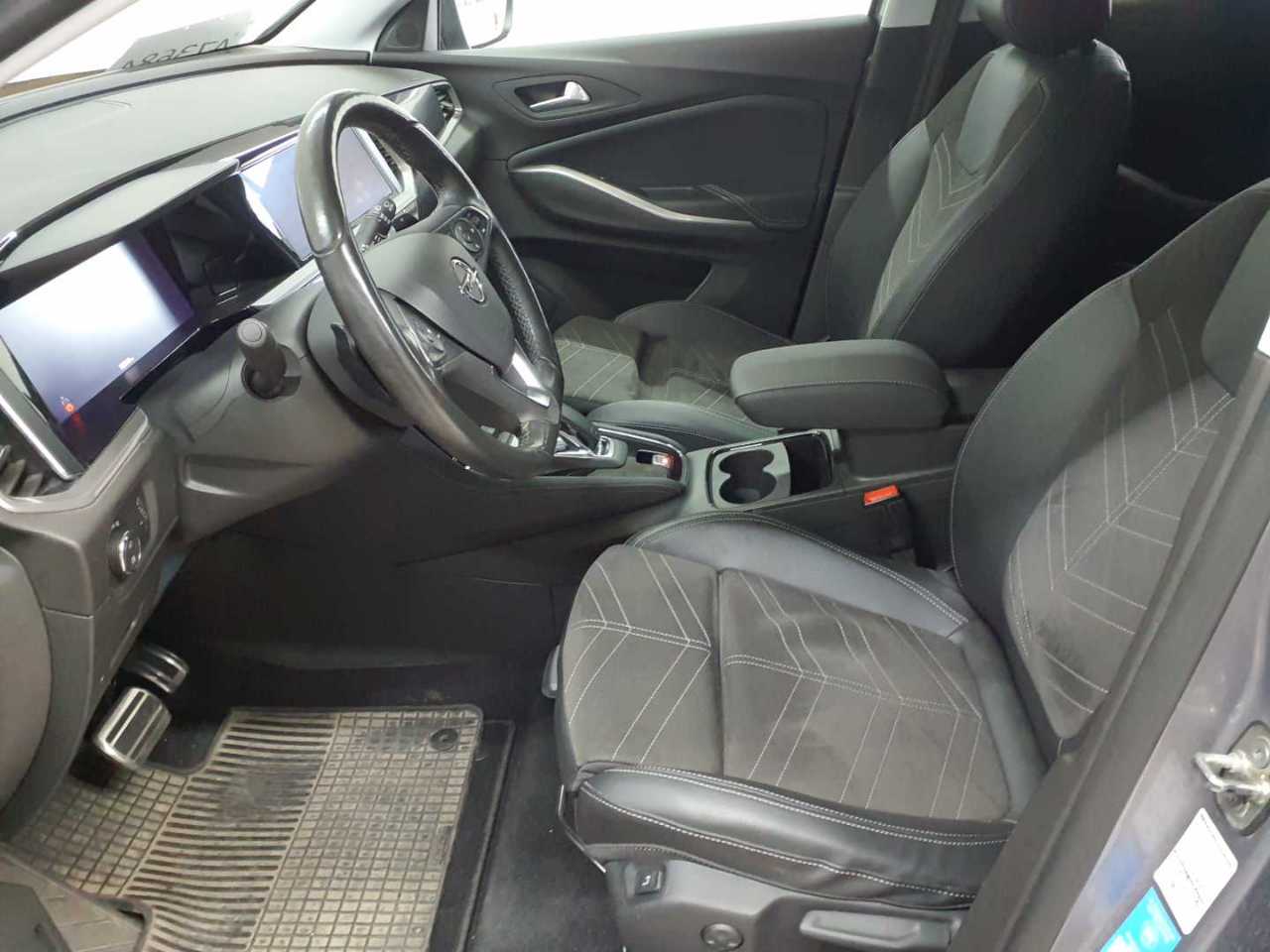 Opel Grandland 1.5 D Automatik Ultimate 8