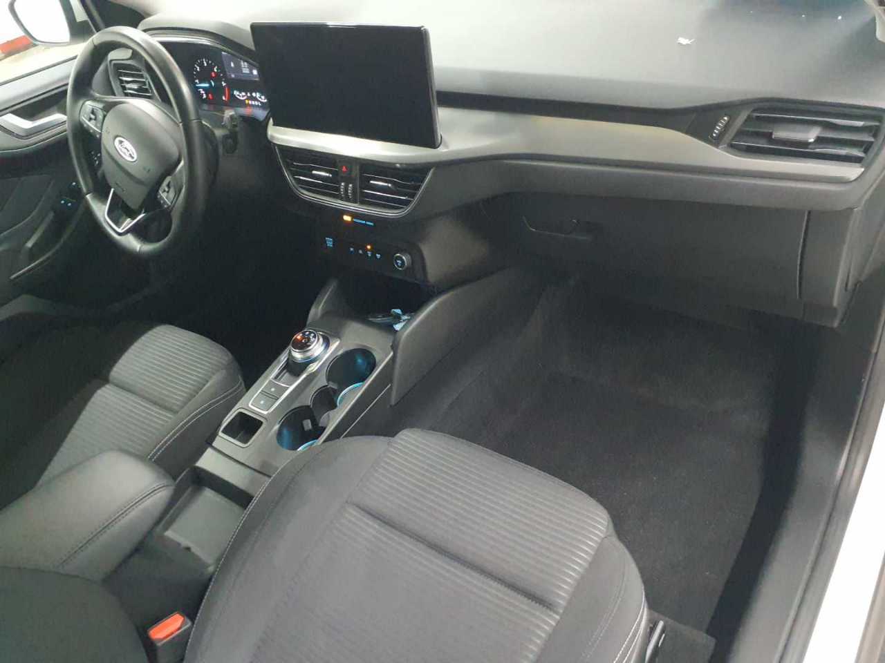 Ford Focus Turnier 1.5 EcoBlue Start-Stopp-System Aut. TITANIUM 9