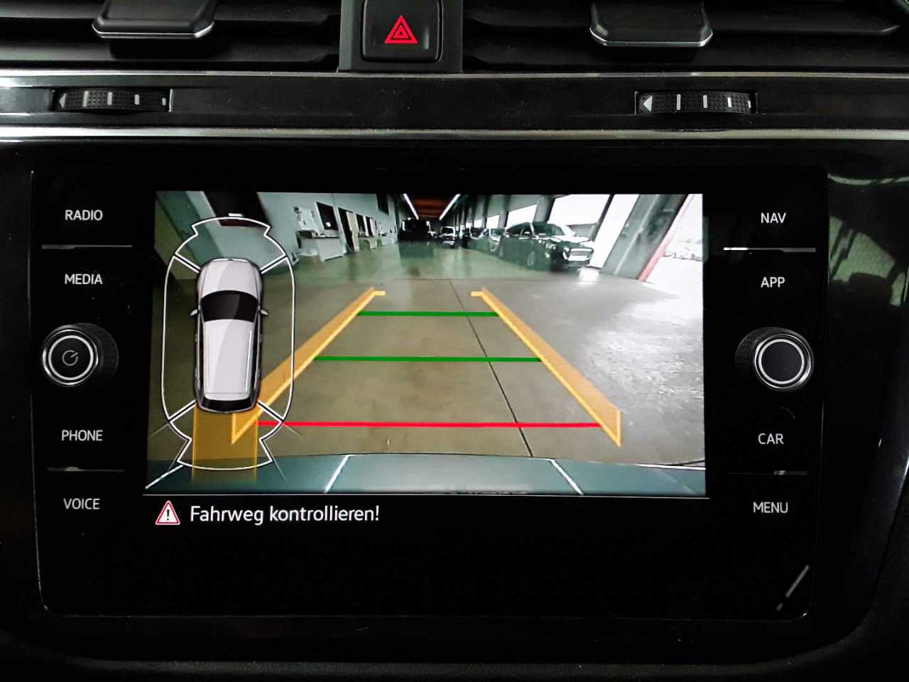 Volkswagen Tiguan Allspace 2.0 TDI SCR 4Motion DSG Elegance 16
