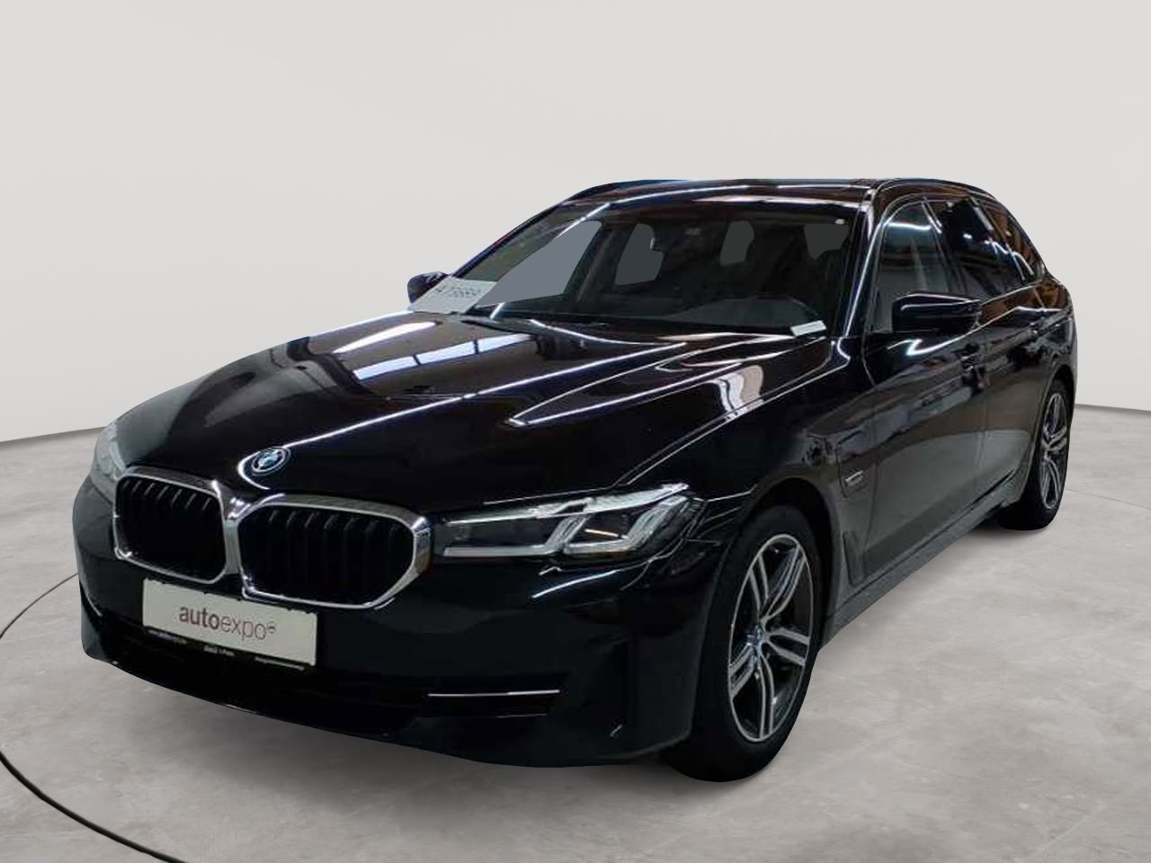 BMW 530e Touring Aut. 2
