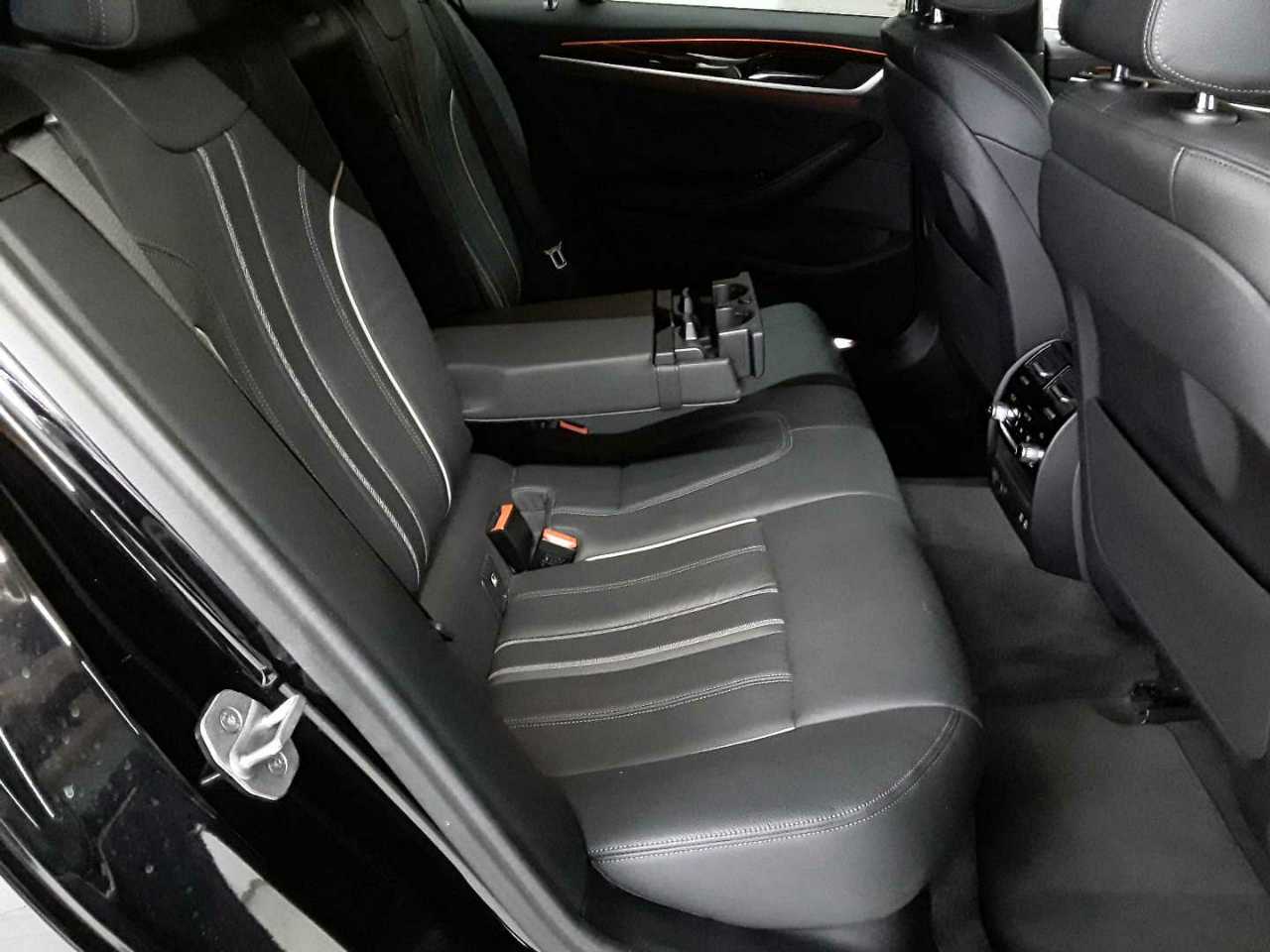 BMW 520d Touring Aut. Luxury Line 14