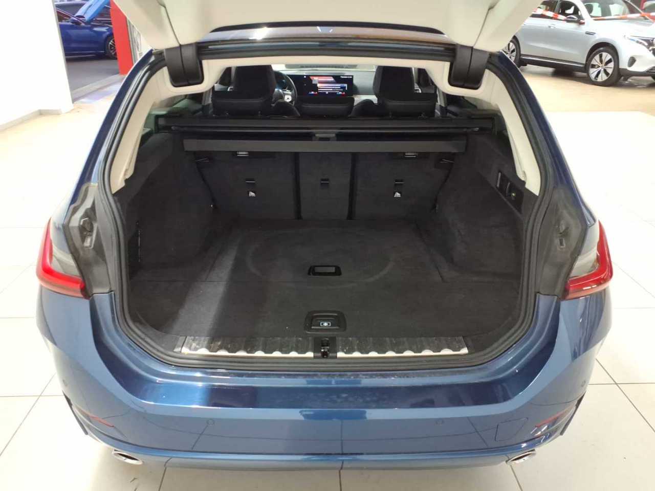 BMW 318d Touring Aut. 15