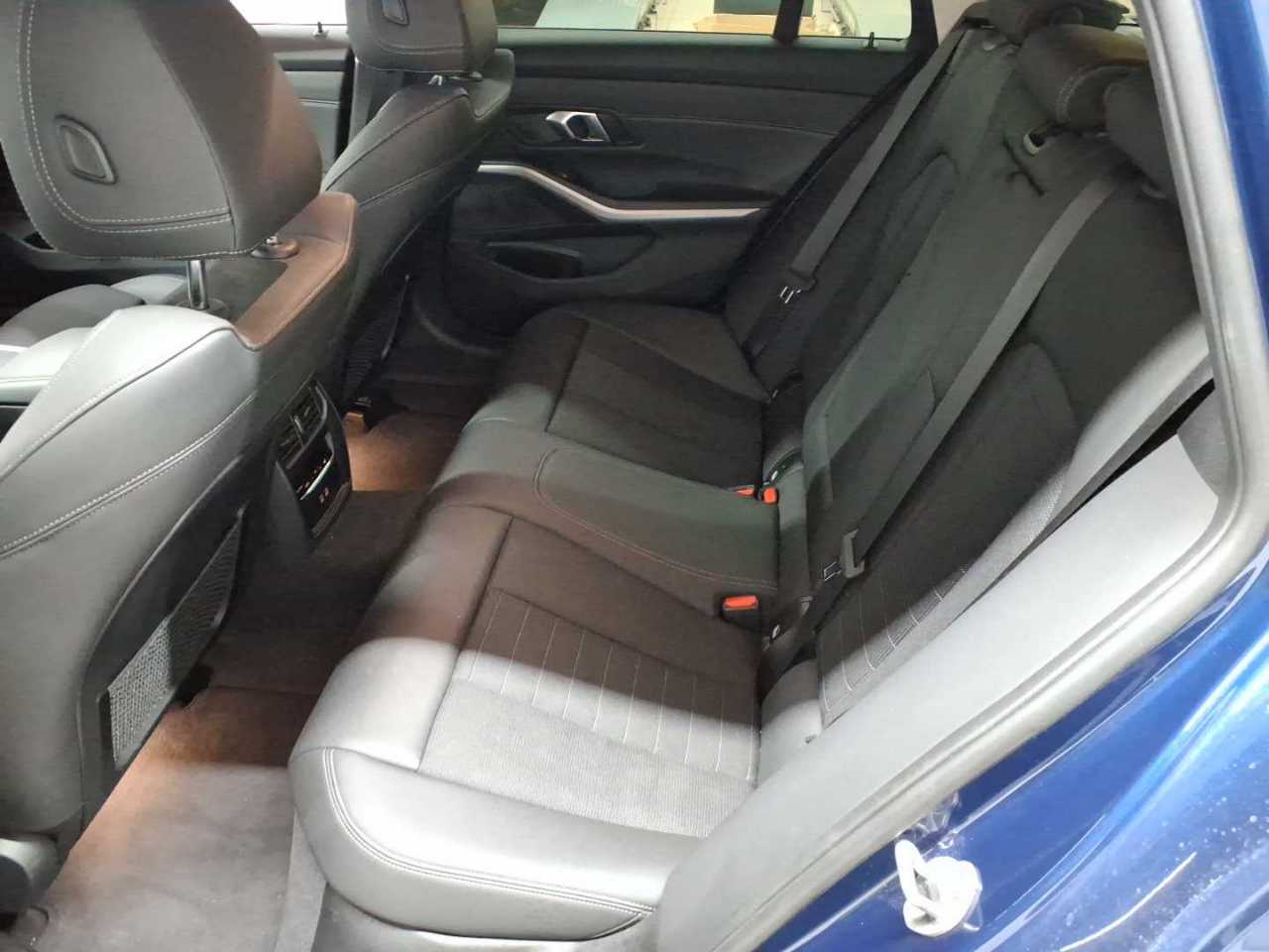 BMW 318d Touring Aut. 13