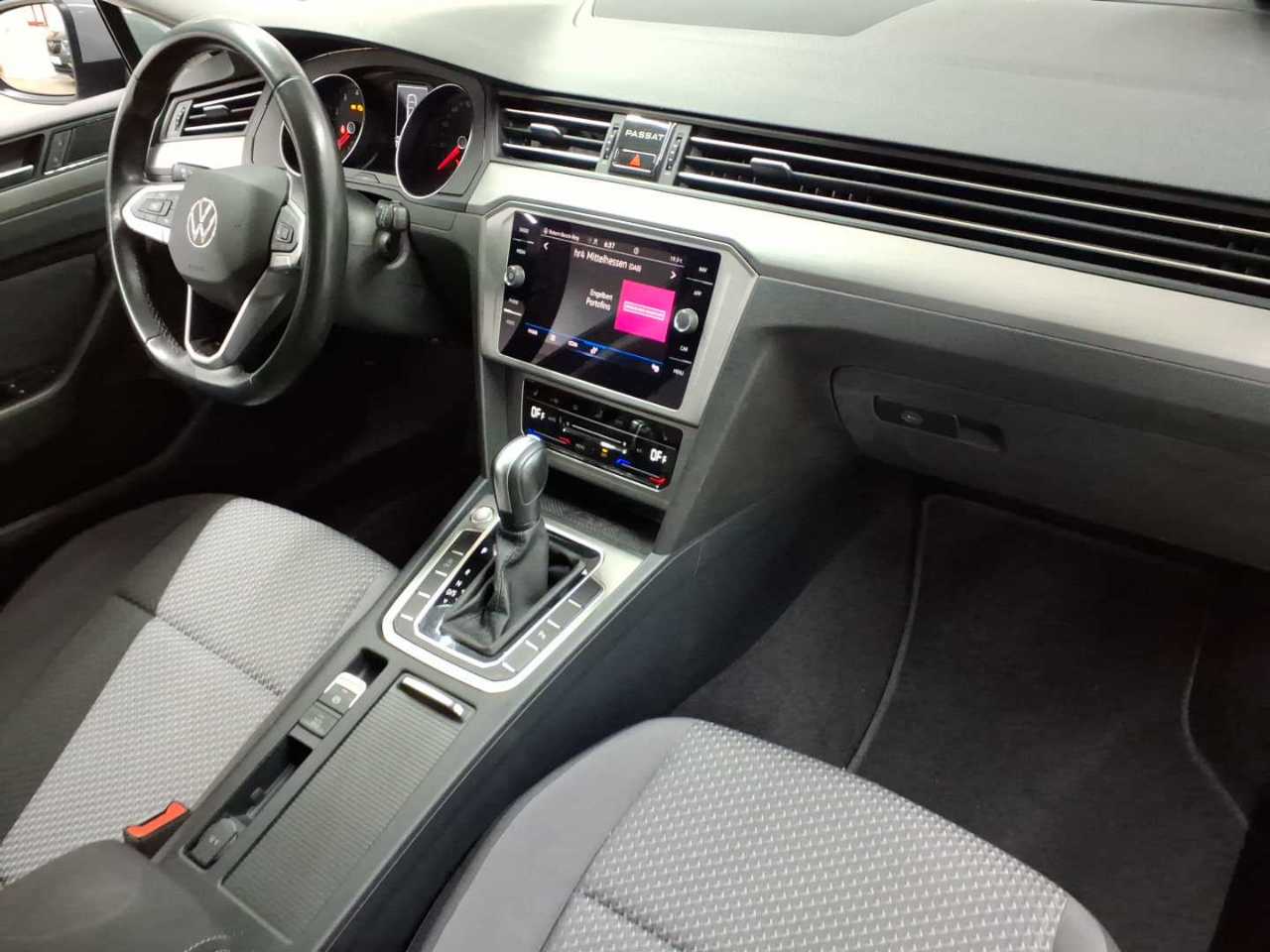 Volkswagen Passat Variant 1.5 TSI OPF DSG Conceptline 9