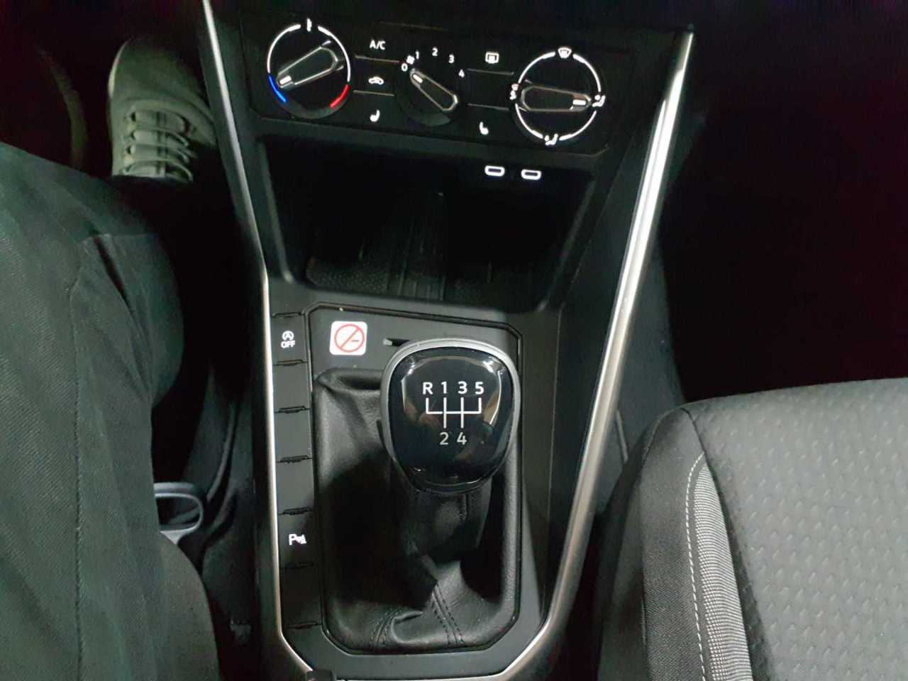 Volkswagen Polo 1.0 Life 10