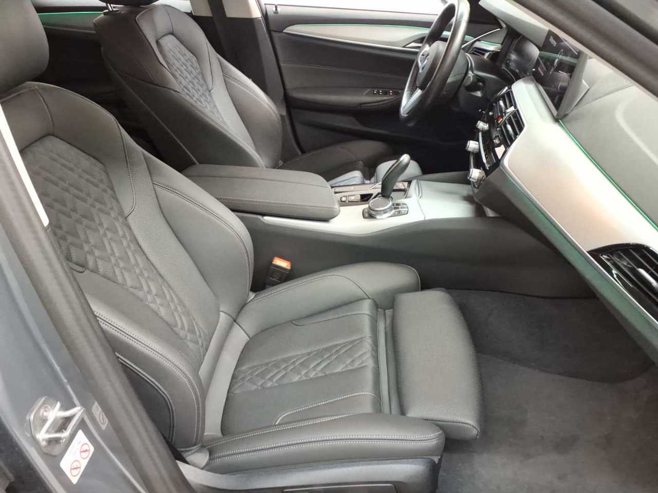 BMW 520d Aut. 8
