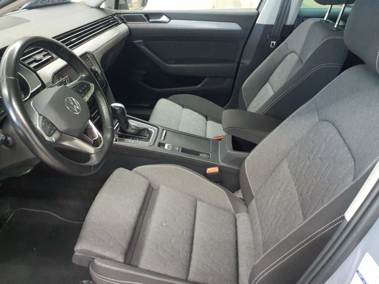 Volkswagen Passat Variant 2.0 TDI SCR DSG Business 7