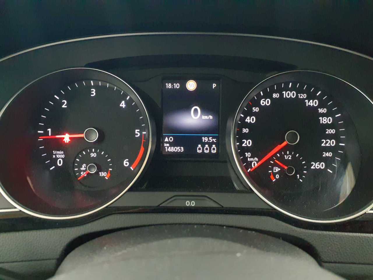 Volkswagen Passat Variant 2.0 TDI SCR DSG Business 11