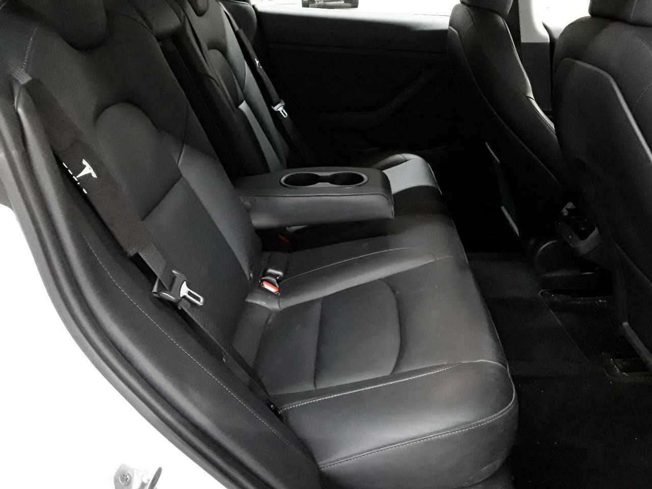 Tesla Model 3 Standard Reichweite Plus Hinterradantrieb 14