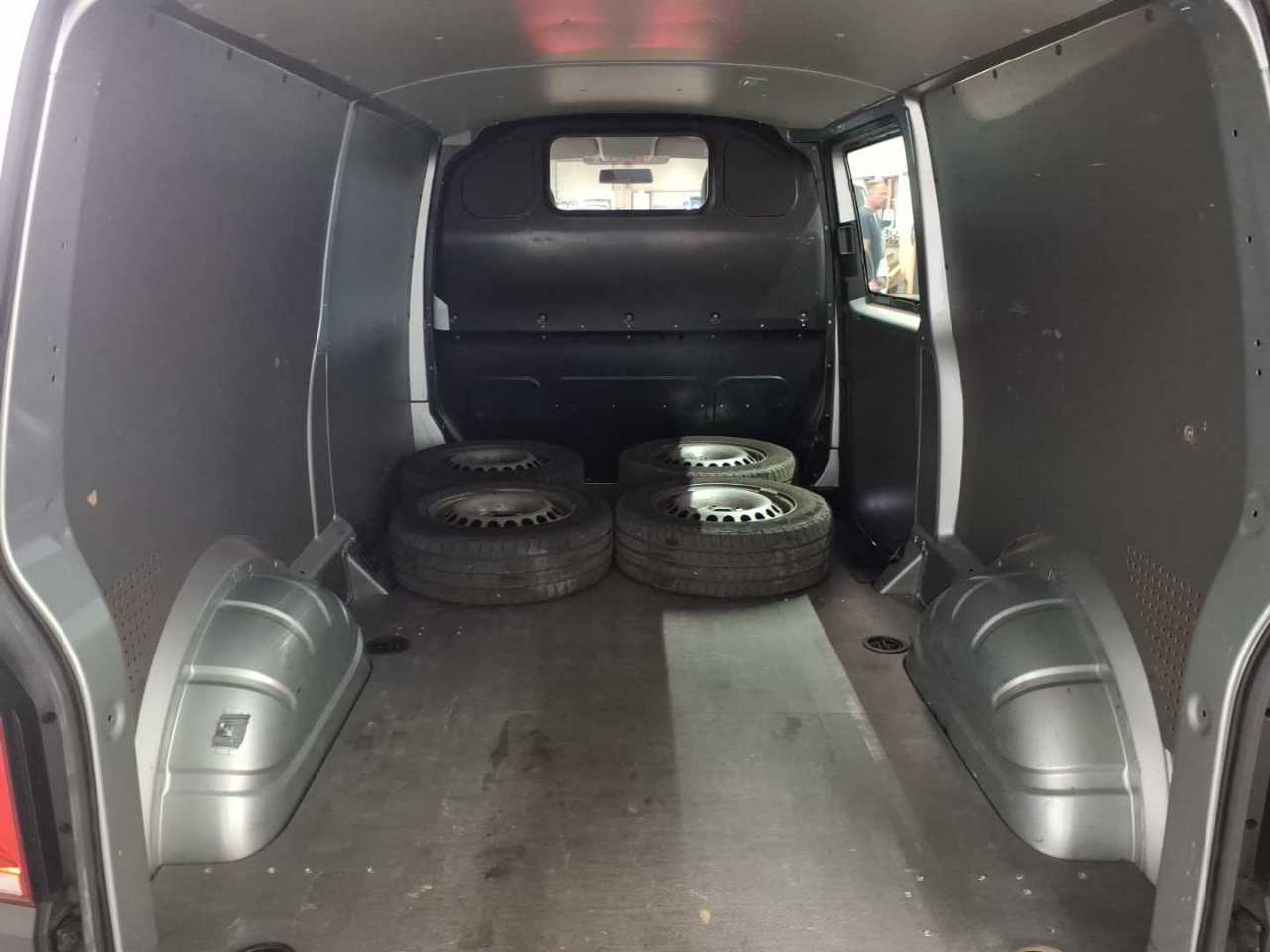 Volkswagen Transporter T6.1 Lang EcoProfi 15