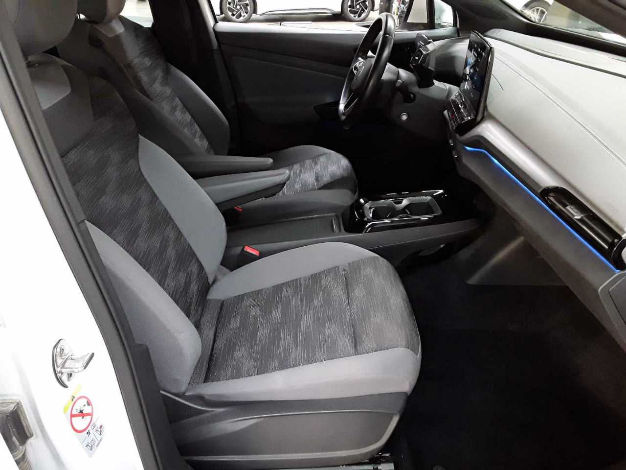 Volkswagen ID.5 Pro 8
