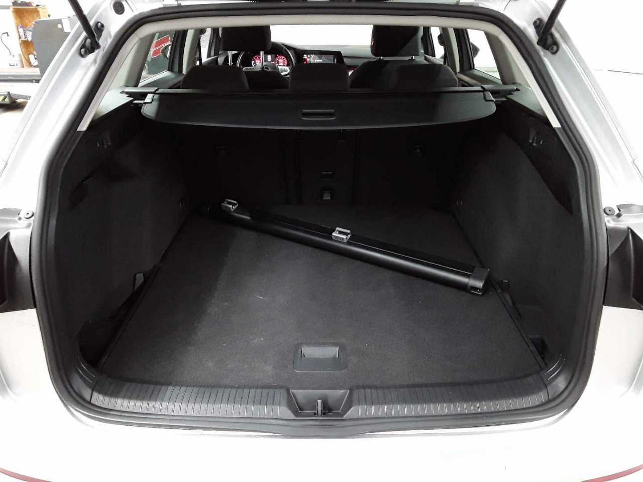 Volkswagen Golf Variant 2.0 TDI SCR Life 15
