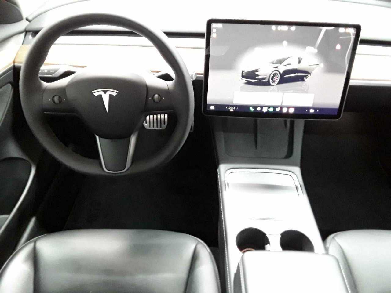 Tesla Model 3 Langstreckenbatt. Allradantrieb Dual Motor Performance 10
