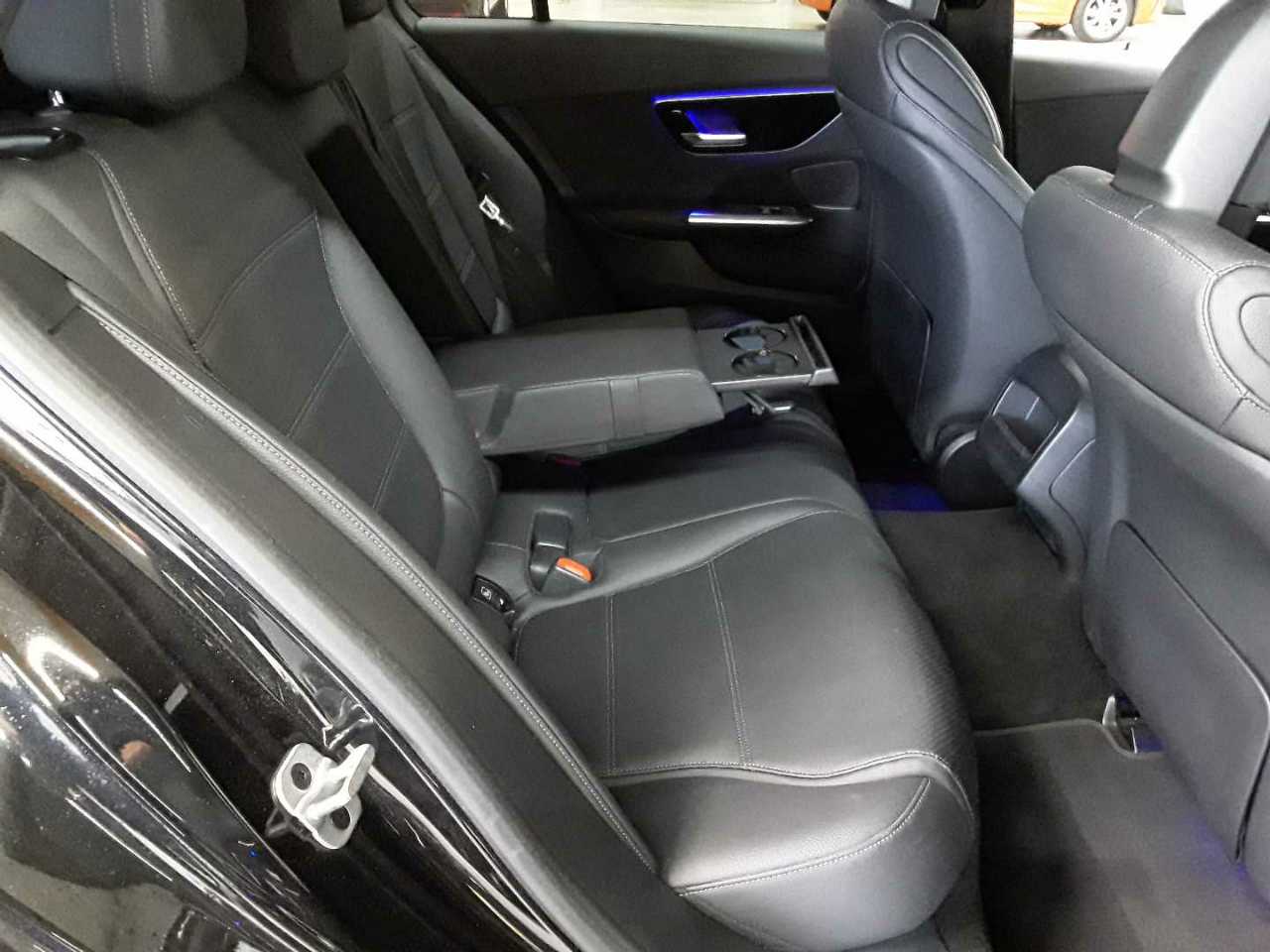 Mercedes-Benz C 200 d T 9G-TRONIC Avantgarde 14