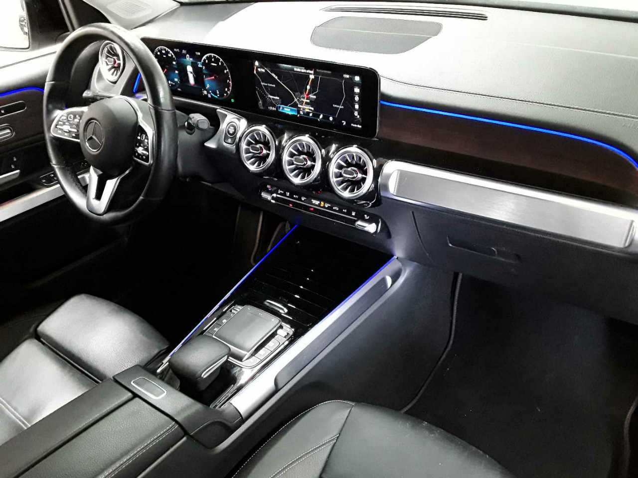 Mercedes-Benz GLB 200 4Matic 8G-DCT Progressive 9