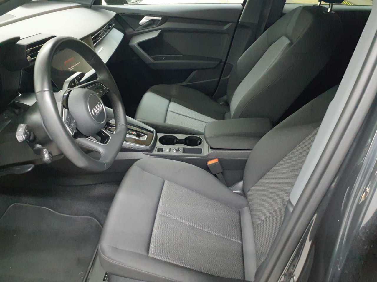Audi A3 30 TFSI Sportback S tronic advanced 7