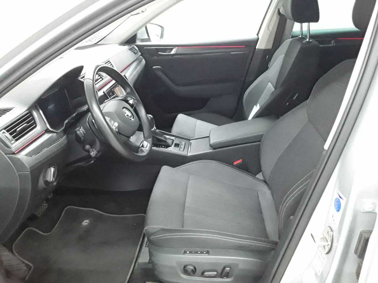 Skoda Superb Combi 2.0 TDI 4x4 DSG Style 7