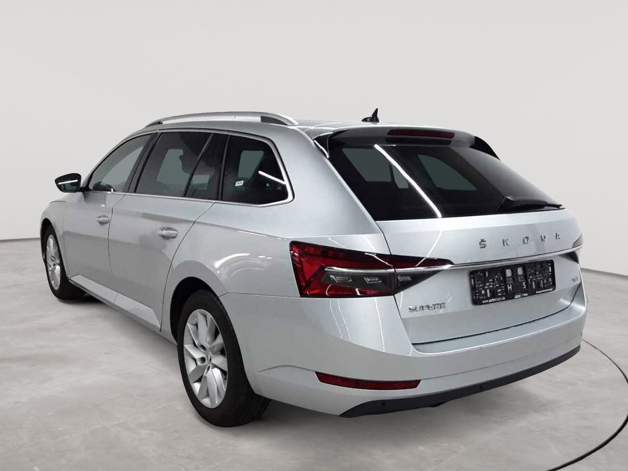 Skoda Superb Combi 2.0 TDI 4x4 DSG Style 5