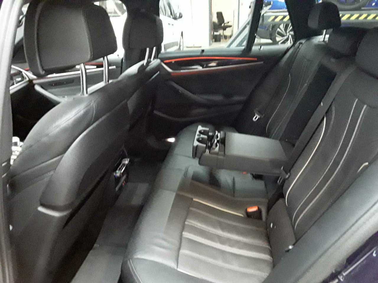 BMW 520d Touring Aut. Luxury Line 13