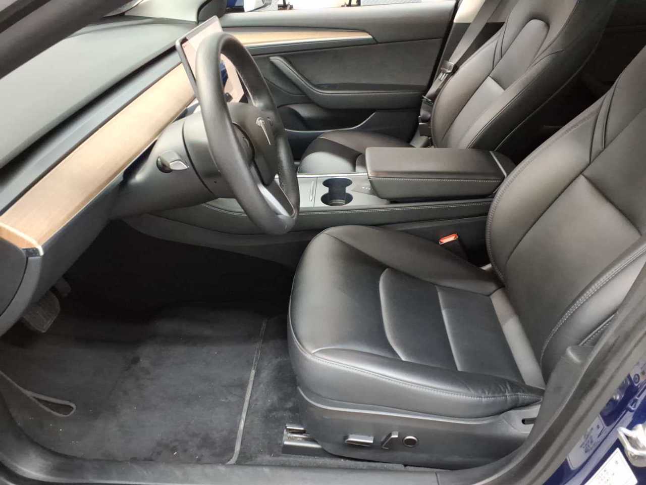 Tesla Model 3 Langstreckenbatt. Allradantrieb Dual Motor 7