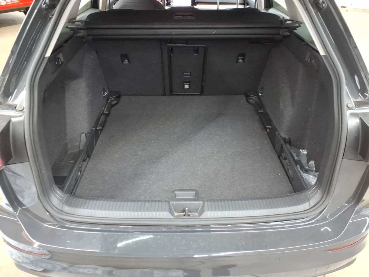 Volkswagen Golf Variant 2.0 TDI SCR DSG Life 15