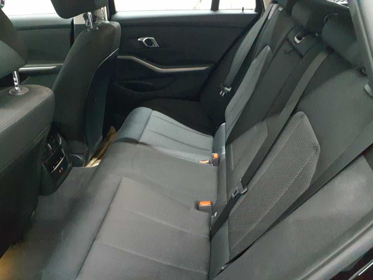 BMW 318d Touring Aut. 13