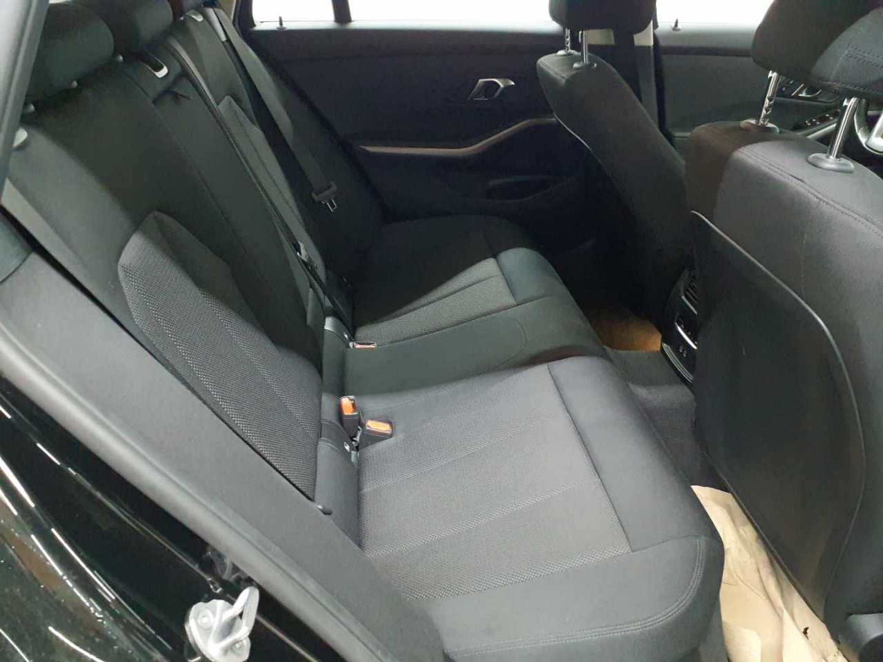 BMW 318d Touring Aut. 14