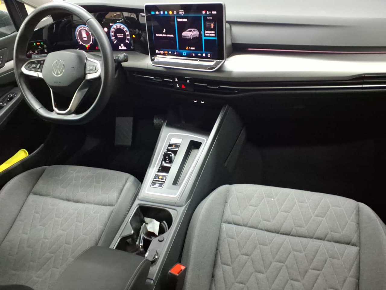 Volkswagen Golf Variant 1.5 eTSI OPF DSG Life 9