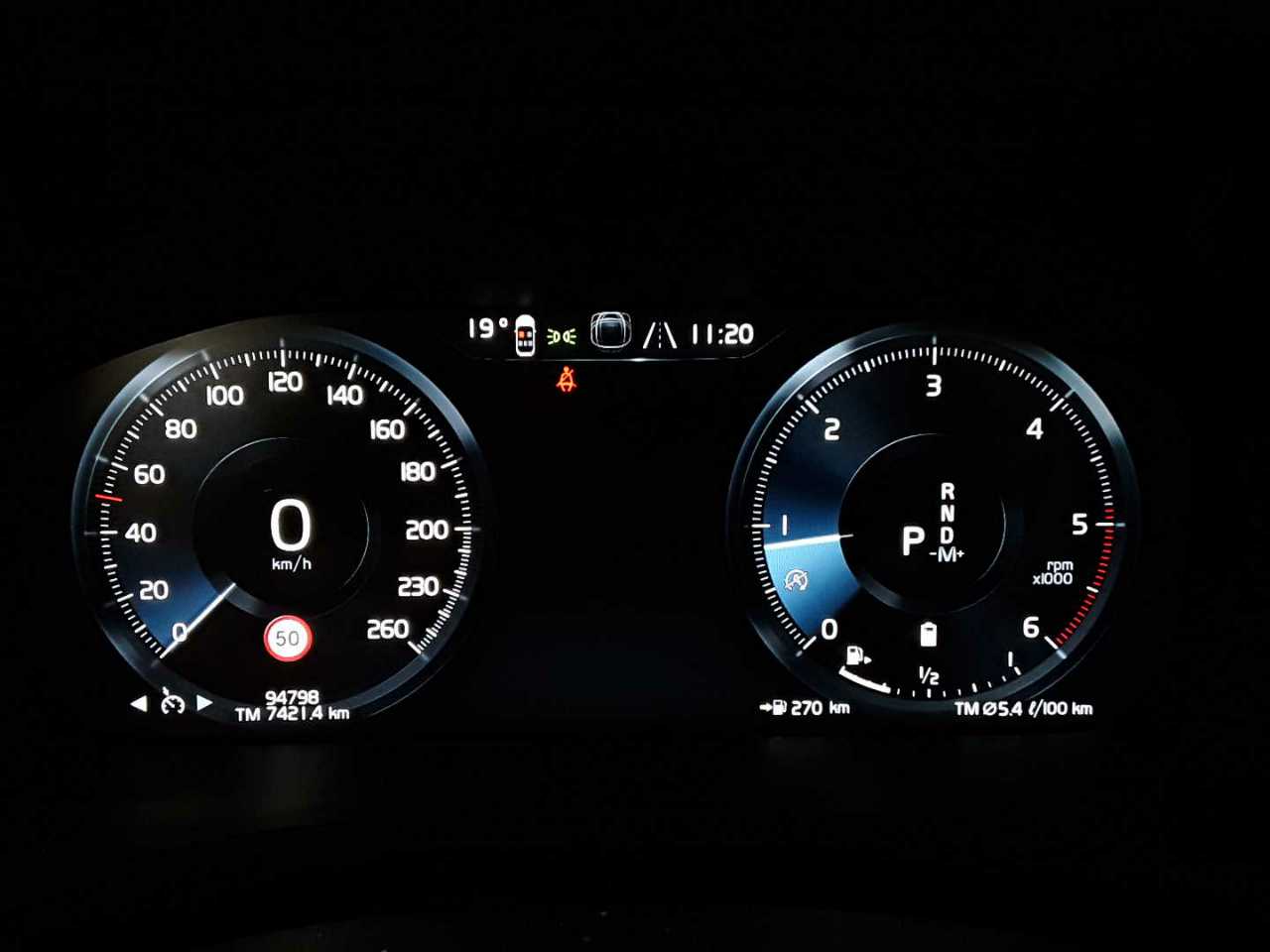 Volvo V60 B4 D Core 11