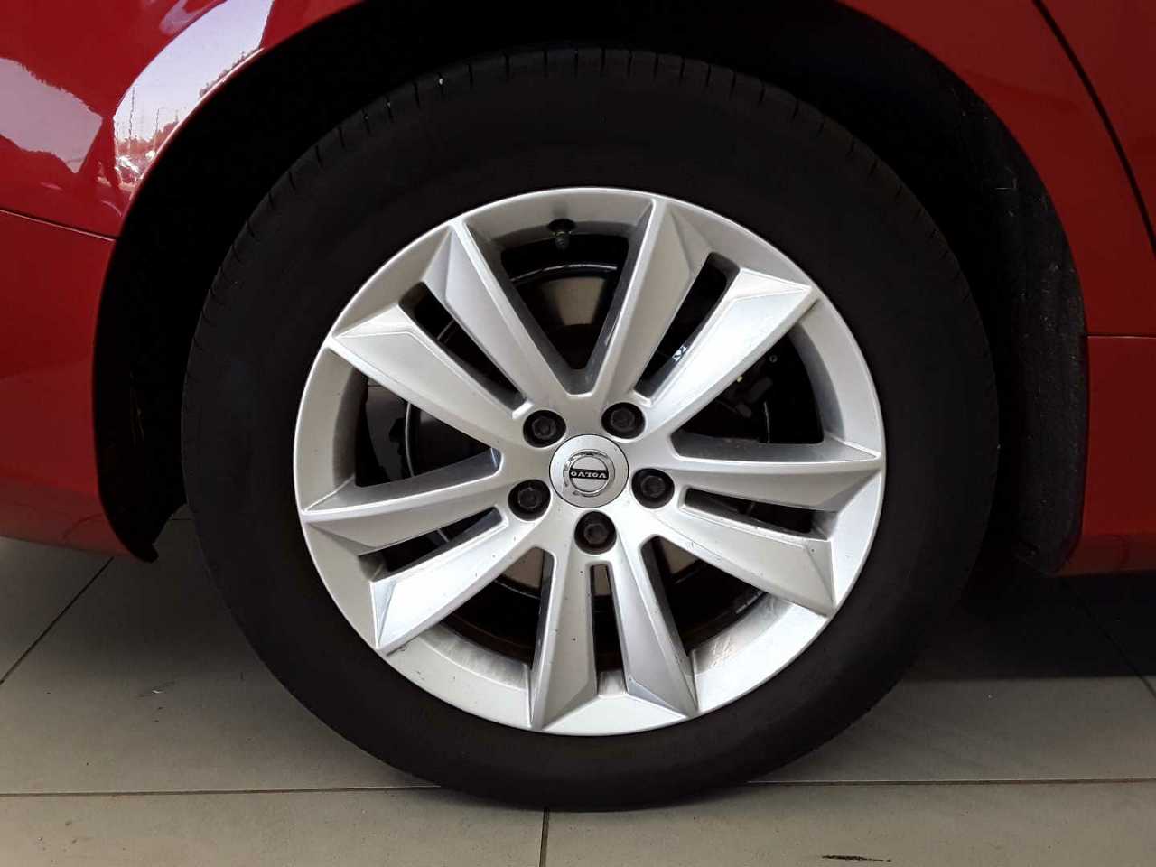 Volvo V60 B4 D Core 19