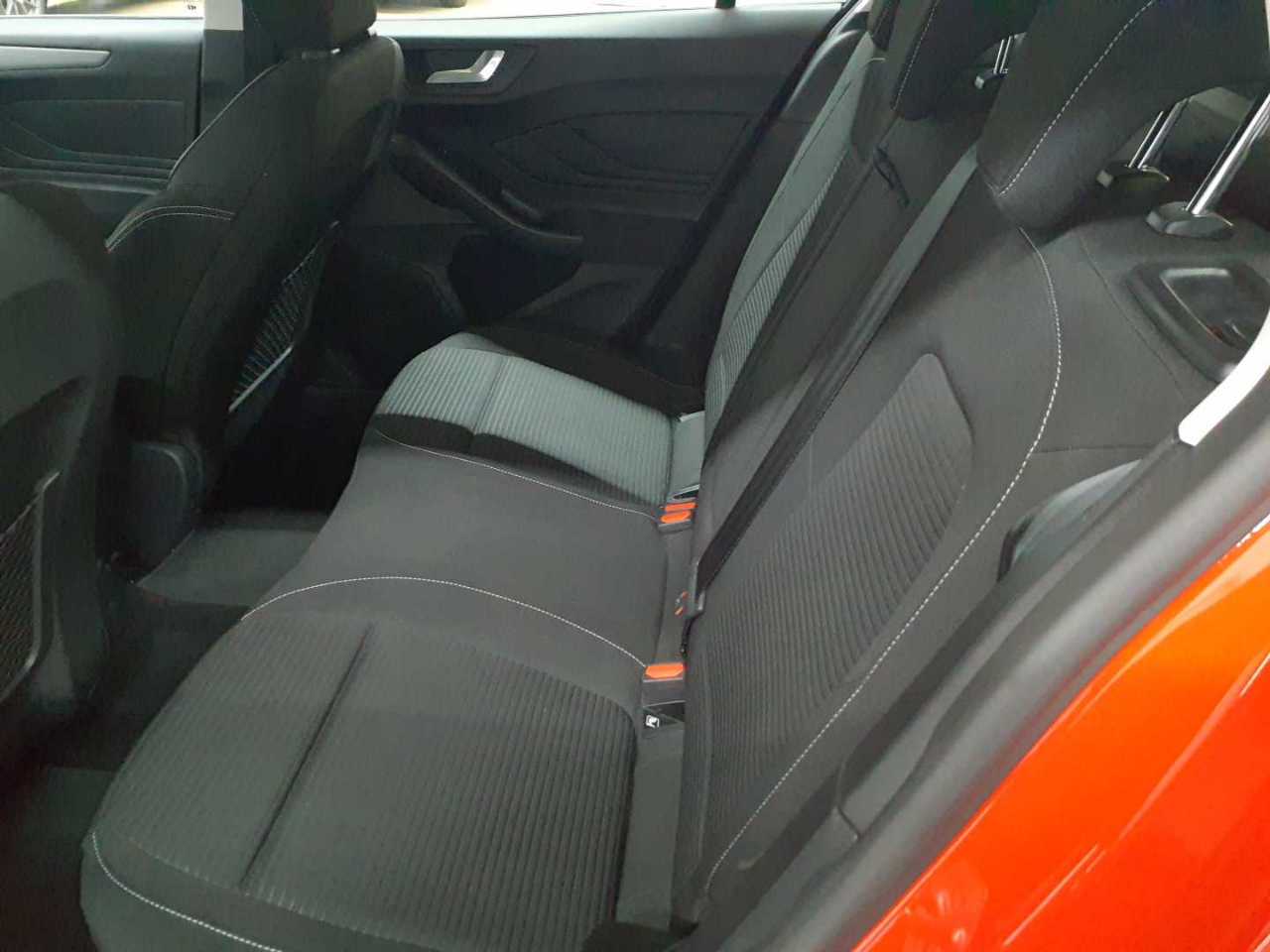 Ford Focus Turnier 1.5 EcoBlue Start-Stopp-System TITANIUM STYLE 13