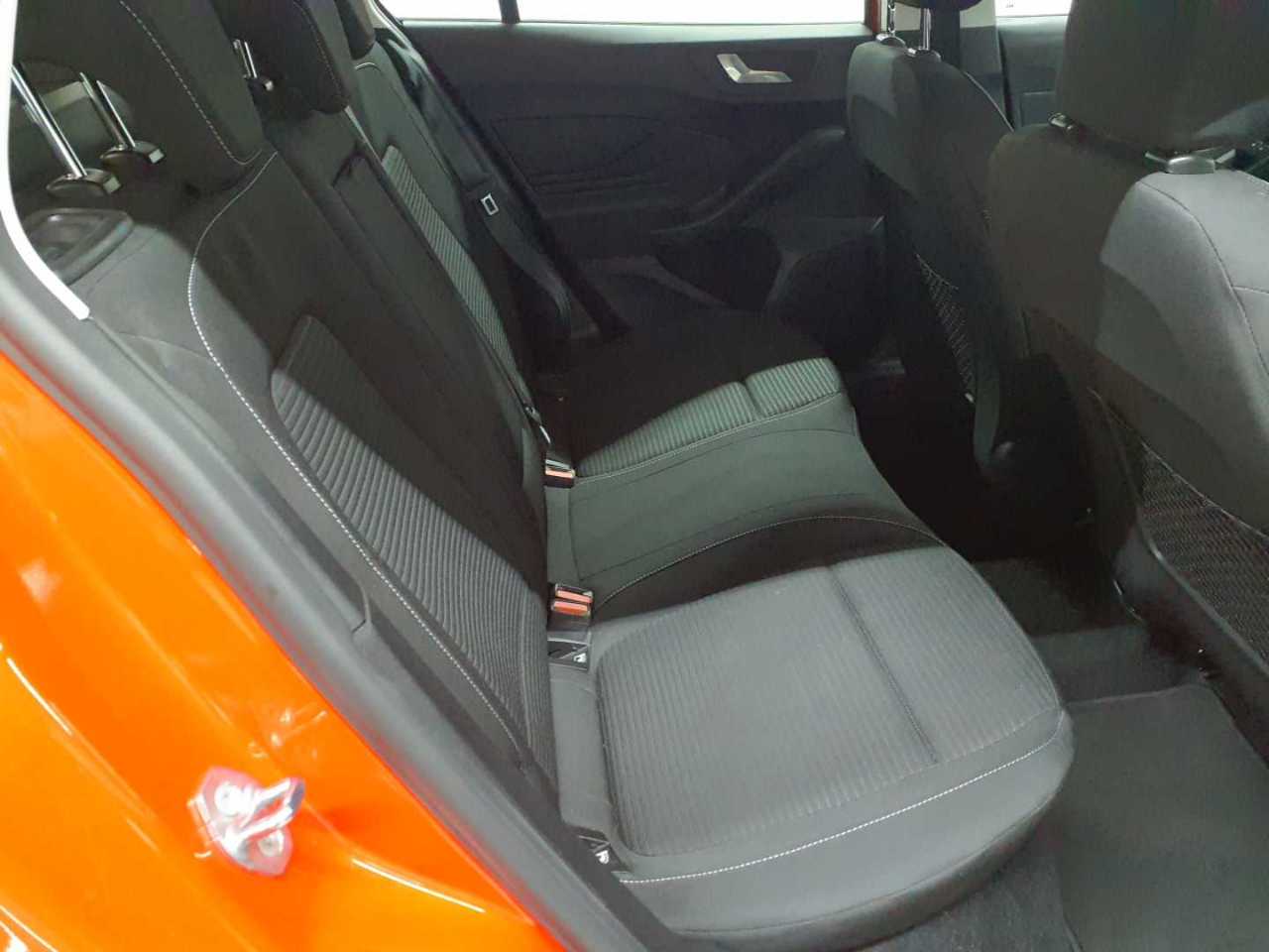 Ford Focus Turnier 1.5 EcoBlue Start-Stopp-System TITANIUM STYLE 14