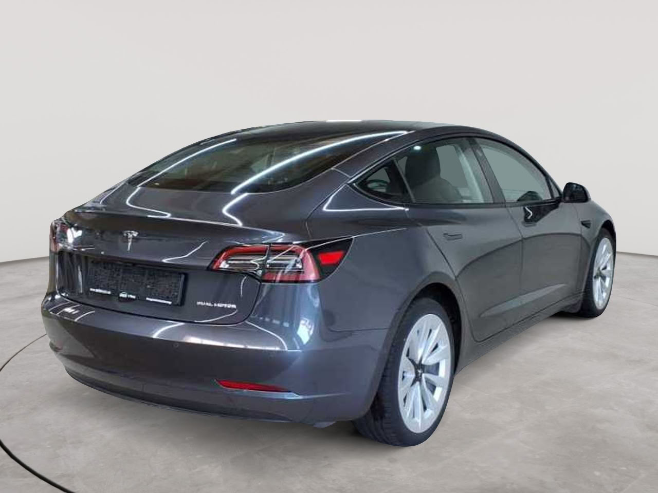 Tesla Model 3 Langstreckenbatt. Allradantrieb Dual Motor 4