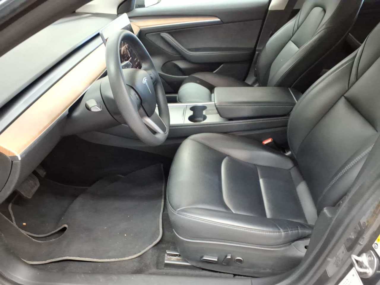 Tesla Model 3 Langstreckenbatt. Allradantrieb Dual Motor 7