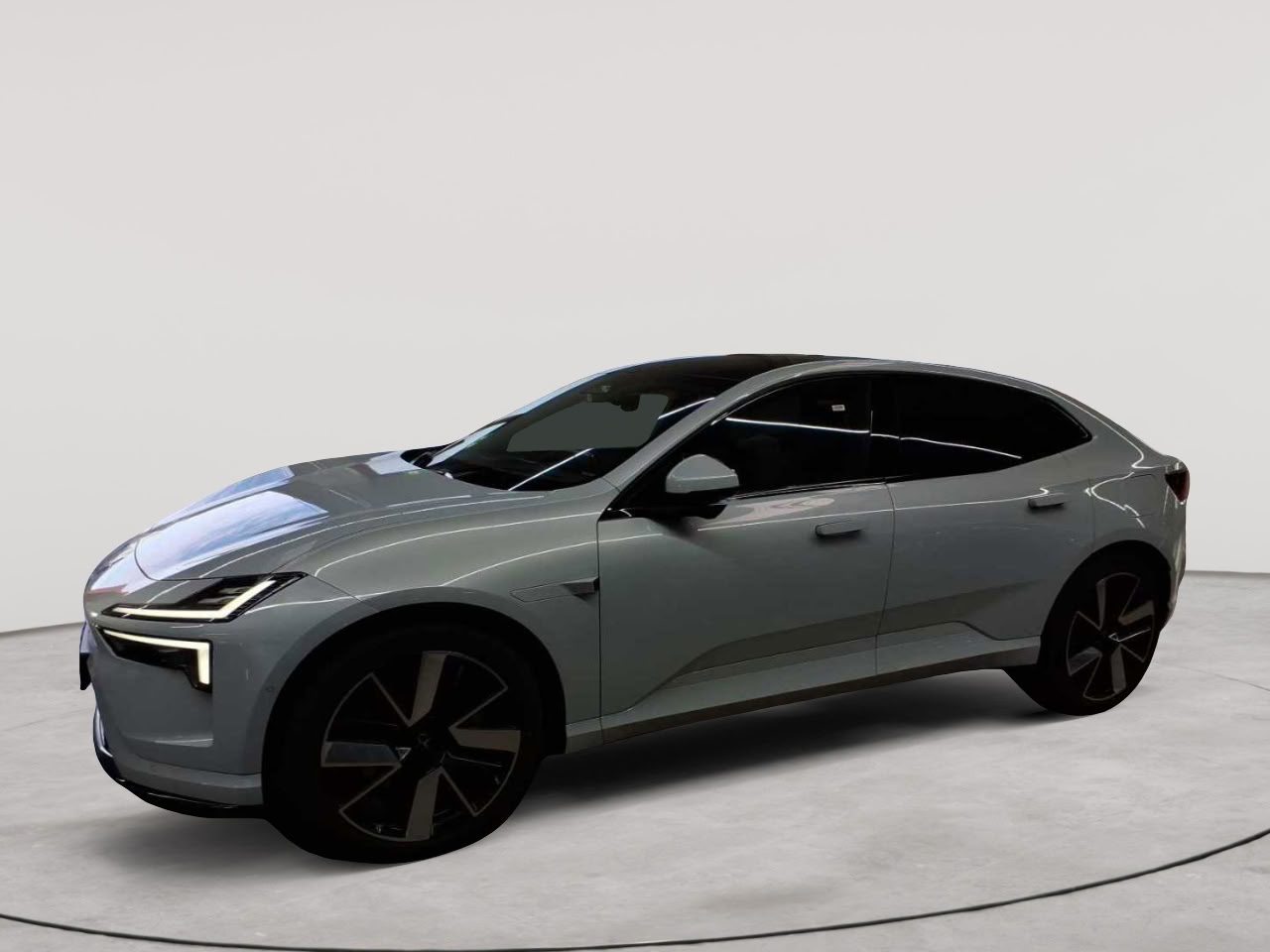 Polestar 4 Single Motor 100kWh Plus 6