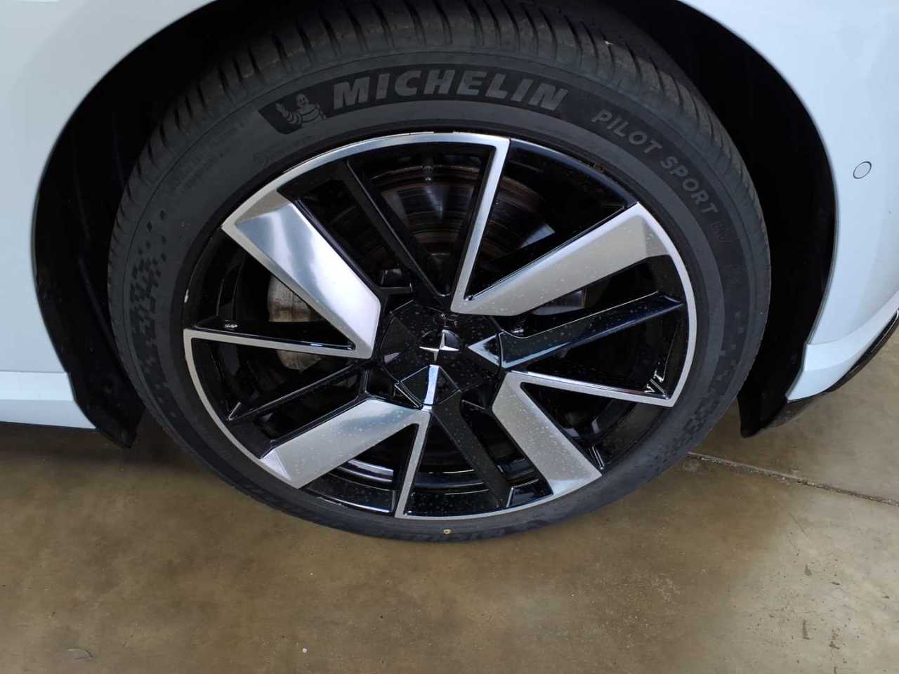 Polestar 4 Single Motor 100kWh Plus 17
