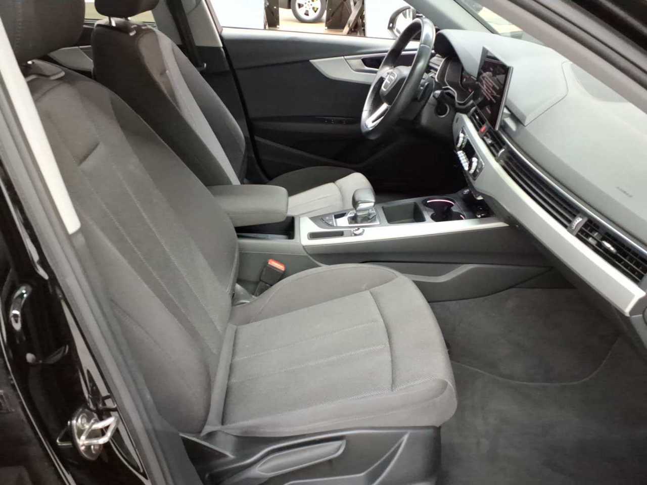 Audi A4 Avant 35 TDI S tronic advanced 8