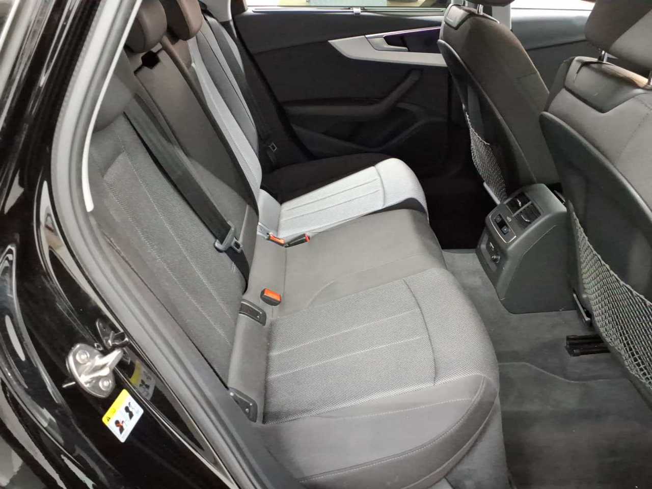 Audi A4 Avant 35 TDI S tronic advanced 14