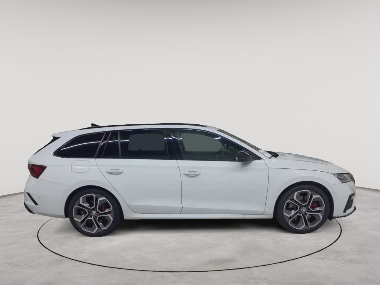Skoda Octavia Combi 2.0 TSI DSG RS Plus 3