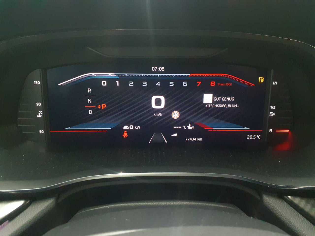 Skoda Octavia Combi 2.0 TSI DSG RS Plus 11