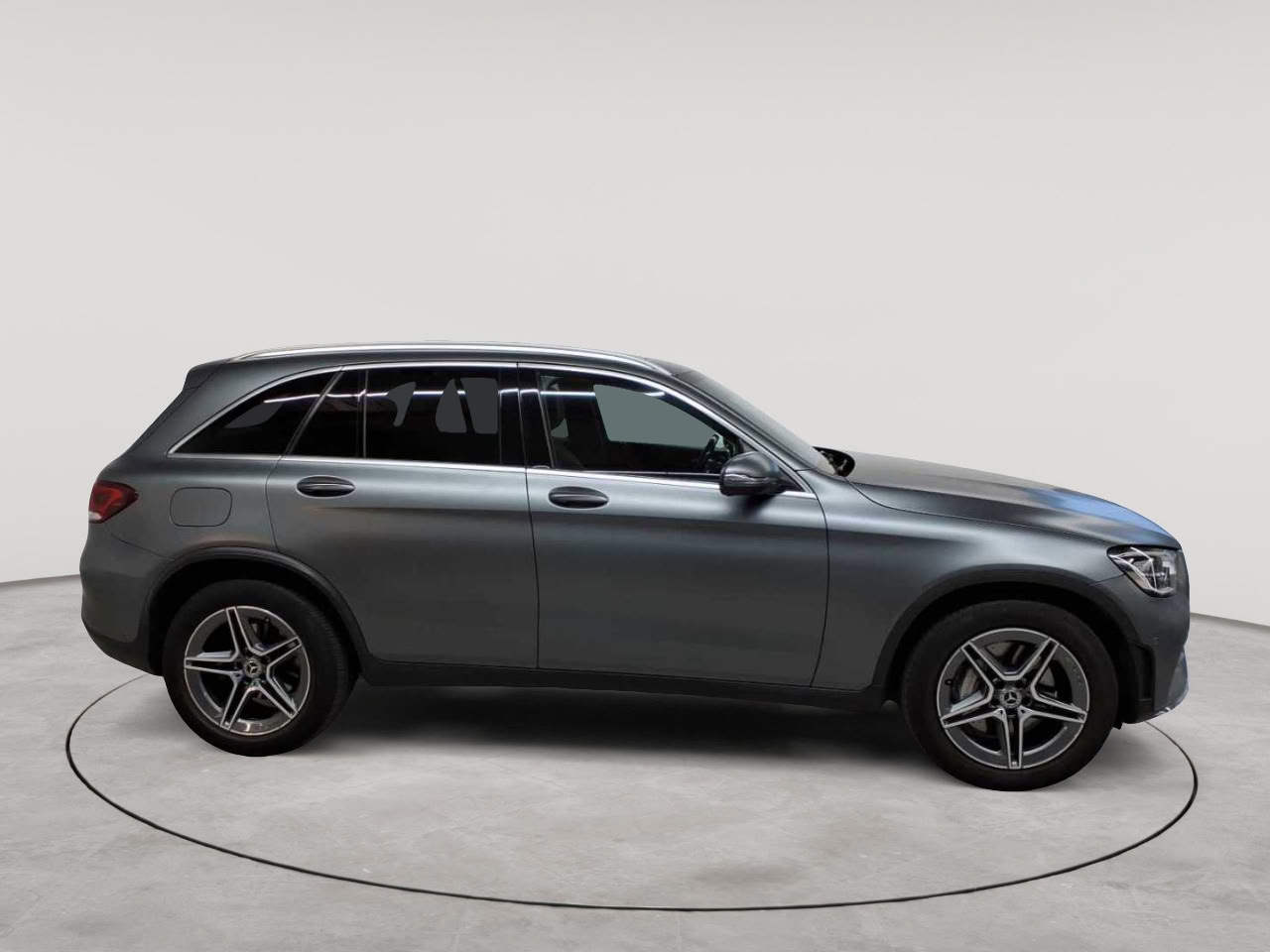 Mercedes-Benz GLC 300 4Matic 9G-TRONIC AMG Line 3