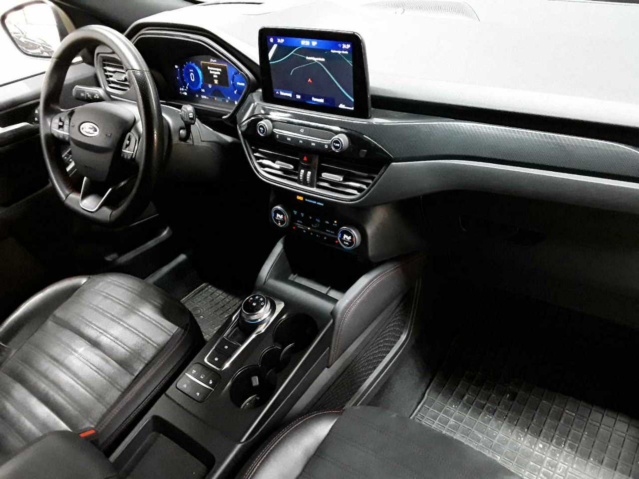 Ford Kuga 2.0 EcoBlue 4x4 Aut. ST-LINE X 9