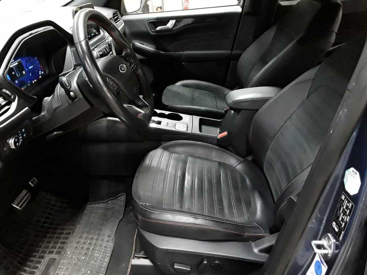 Ford Kuga 2.0 EcoBlue 4x4 Aut. ST-LINE X 7