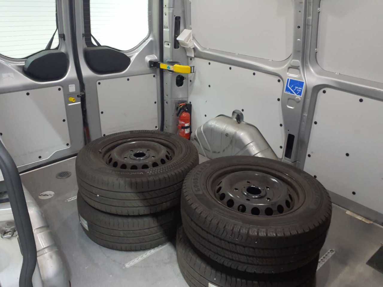 Ford Transit Custom 300 L1H2 LKW VA Autm. Trend 14