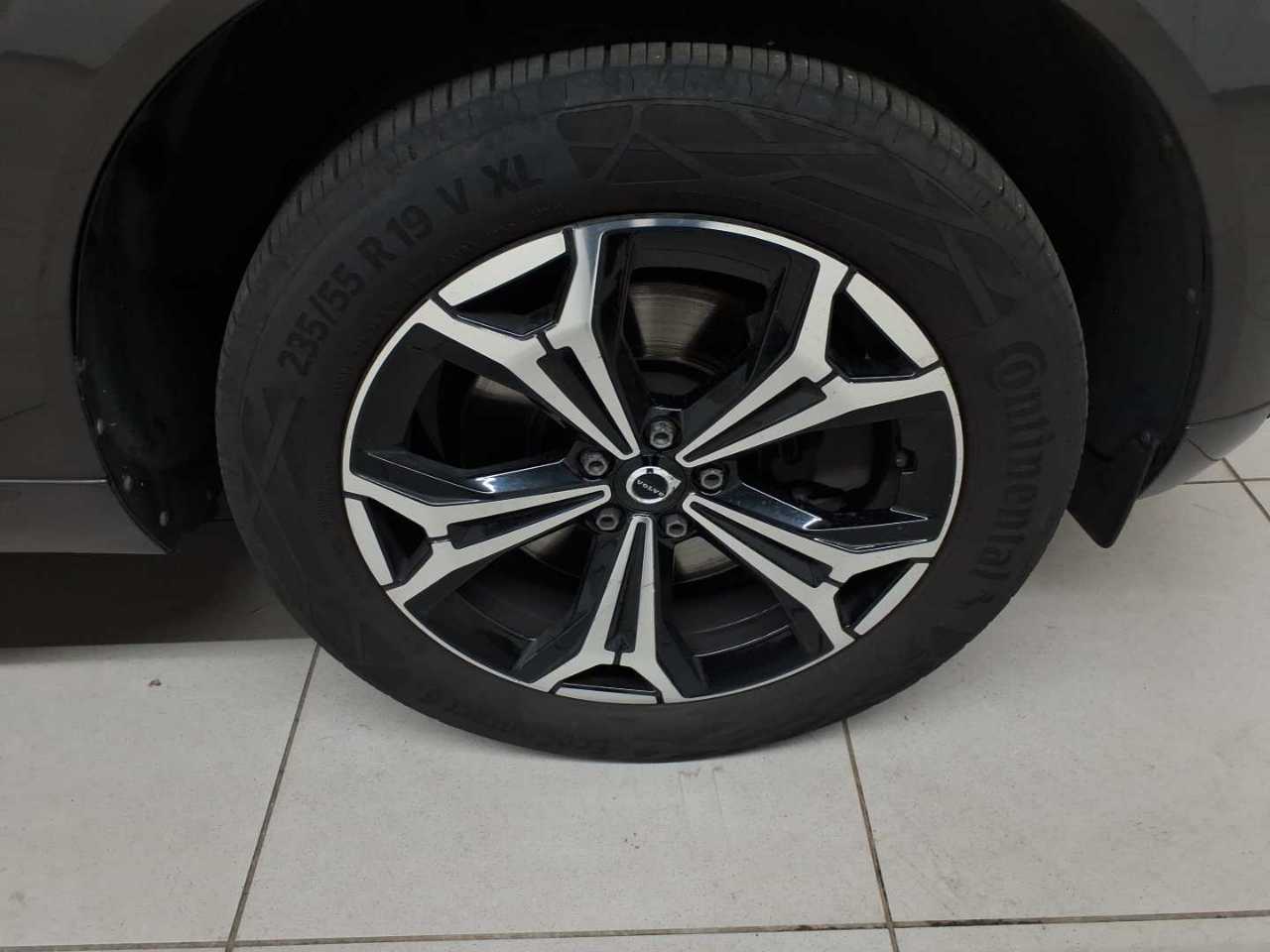 Volvo XC60 T6 AWD Recharge Geartronic Inscription Expression 17