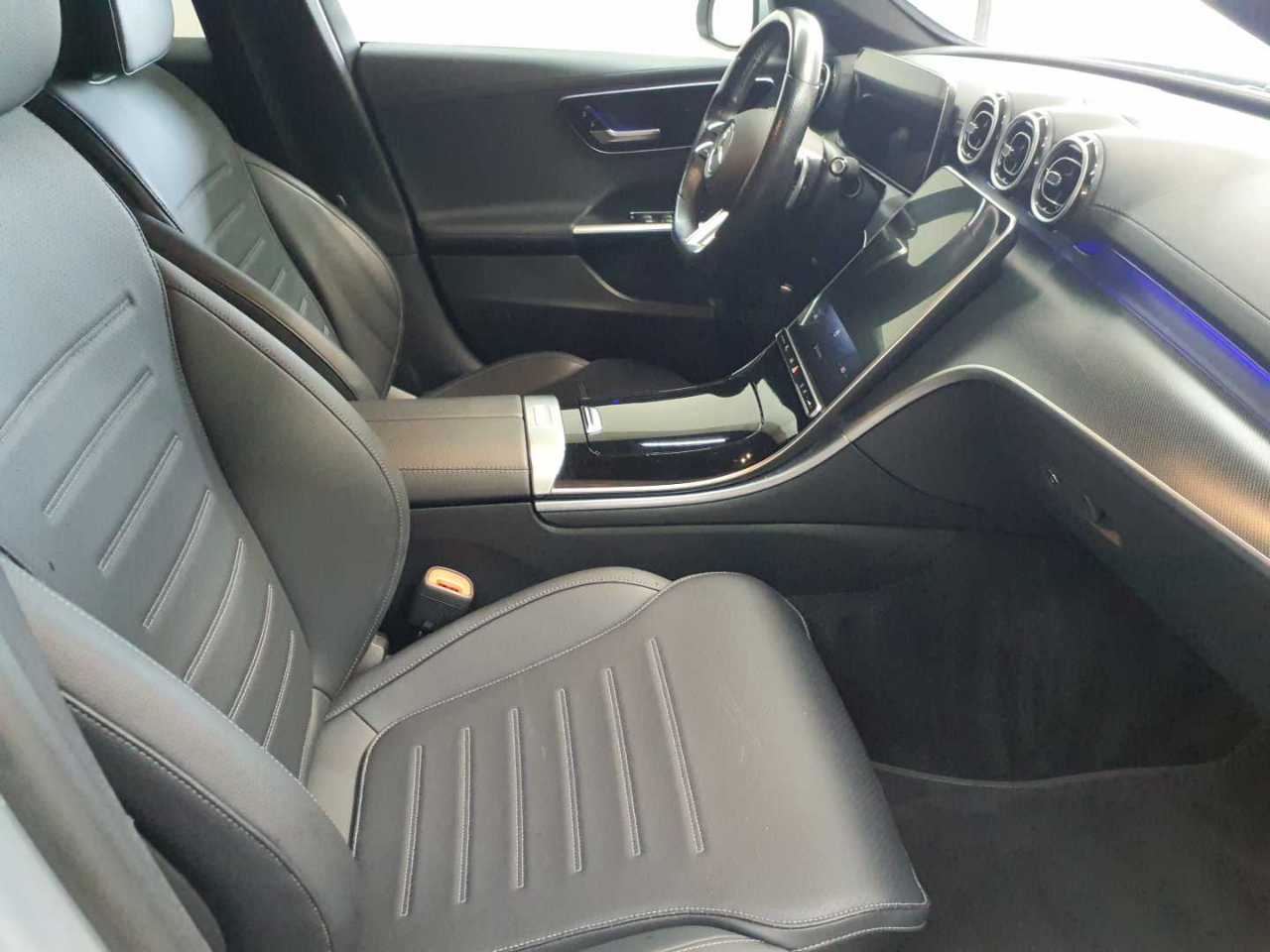 Mercedes-Benz C 300 d 9G-TRONIC 4Matic AMG Line 8