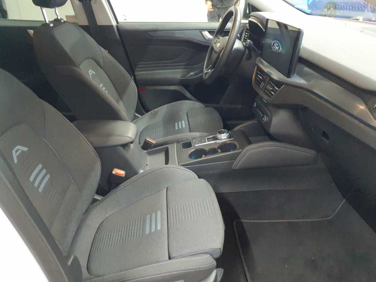 Ford Focus Turnier 1.5 EcoBlue Start-Stopp-System Aut. ACTIVE X 8