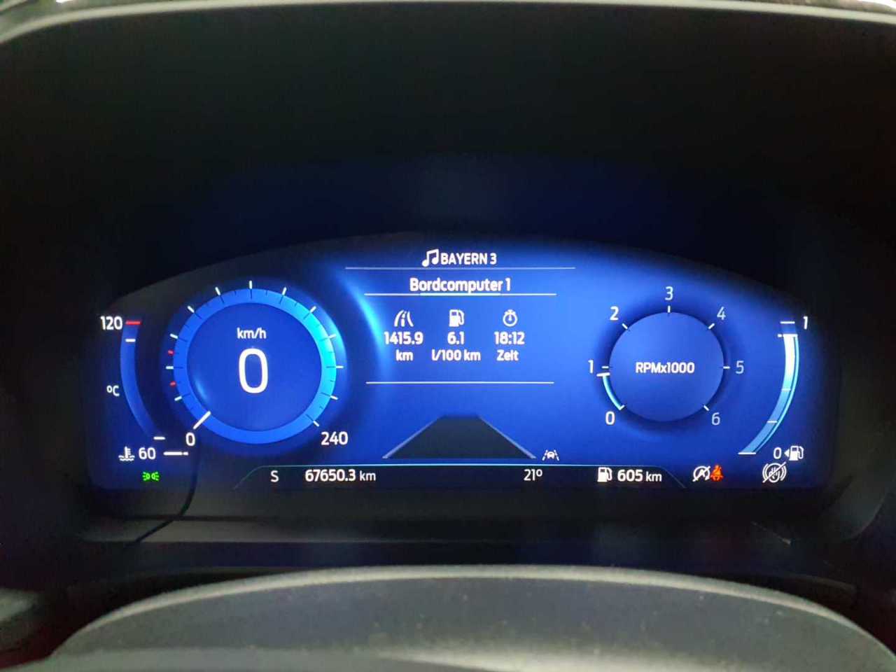 Ford Kuga 2.0 EcoBlue Hybrid ST-LINE 11