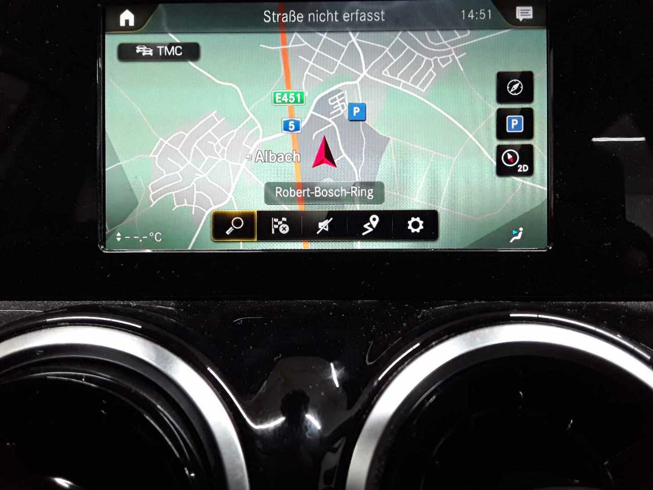 Mercedes-Benz GLA 200 7G-DCT Style 12