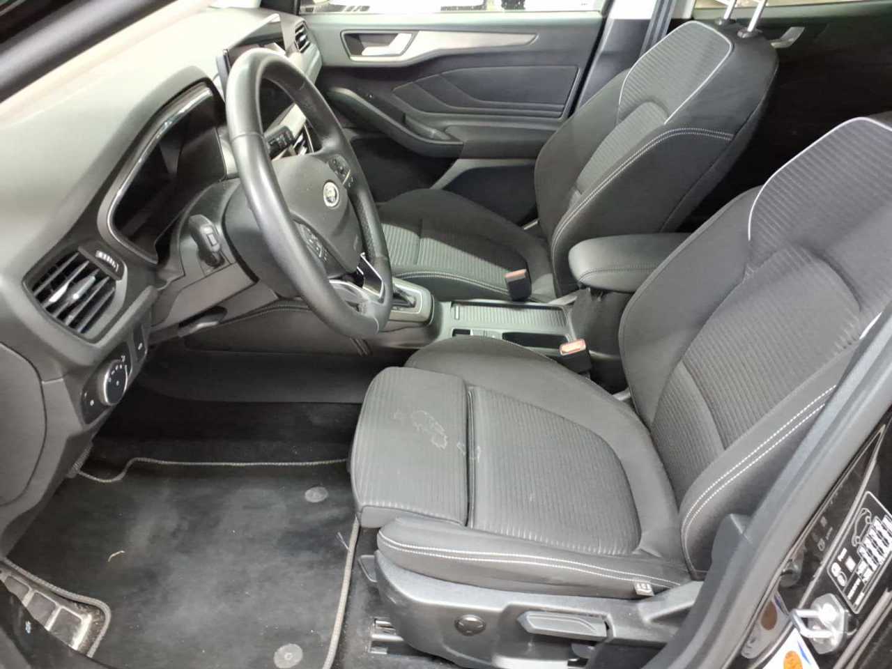 Ford Focus Turnier 1.0 EcoBoost Hybrid Aut. TITANIUM X 8